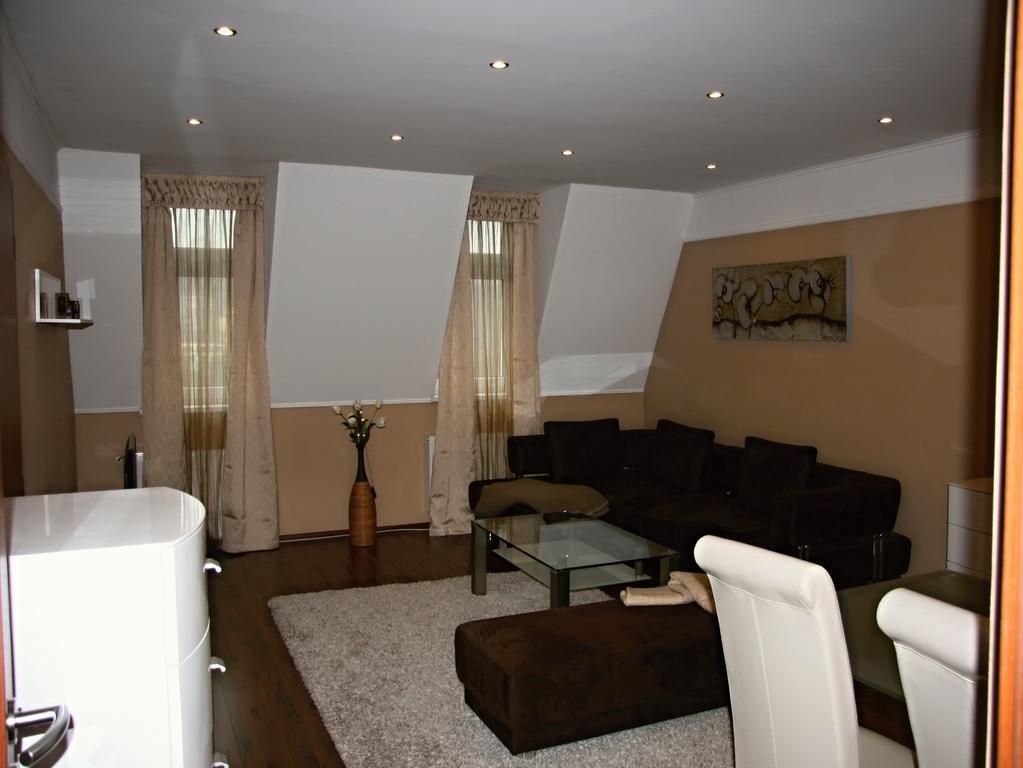 Apartman Dr. Engla Карловы Вары Номер фото