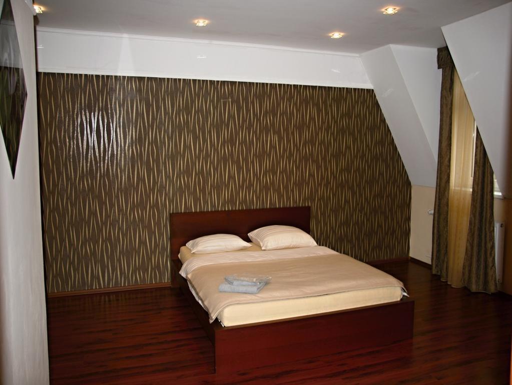 Apartman Dr. Engla Карловы Вары Номер фото